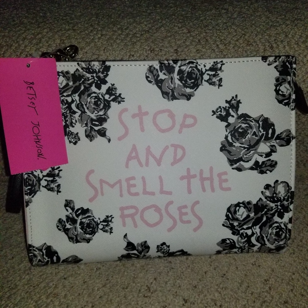 Betsy Johnson Clucth